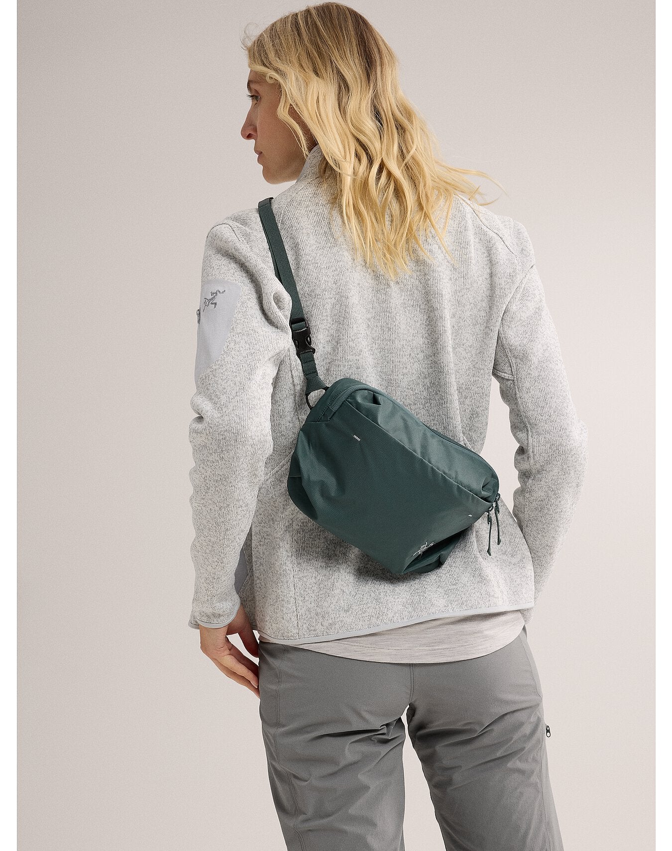 Heliad 6 Crossbody Bag in Green - Arc'teryx Australia