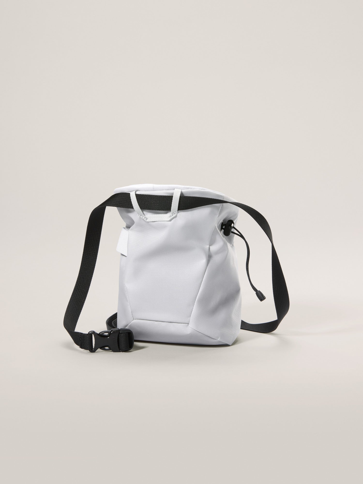Ion Lightweight Chalk Bag