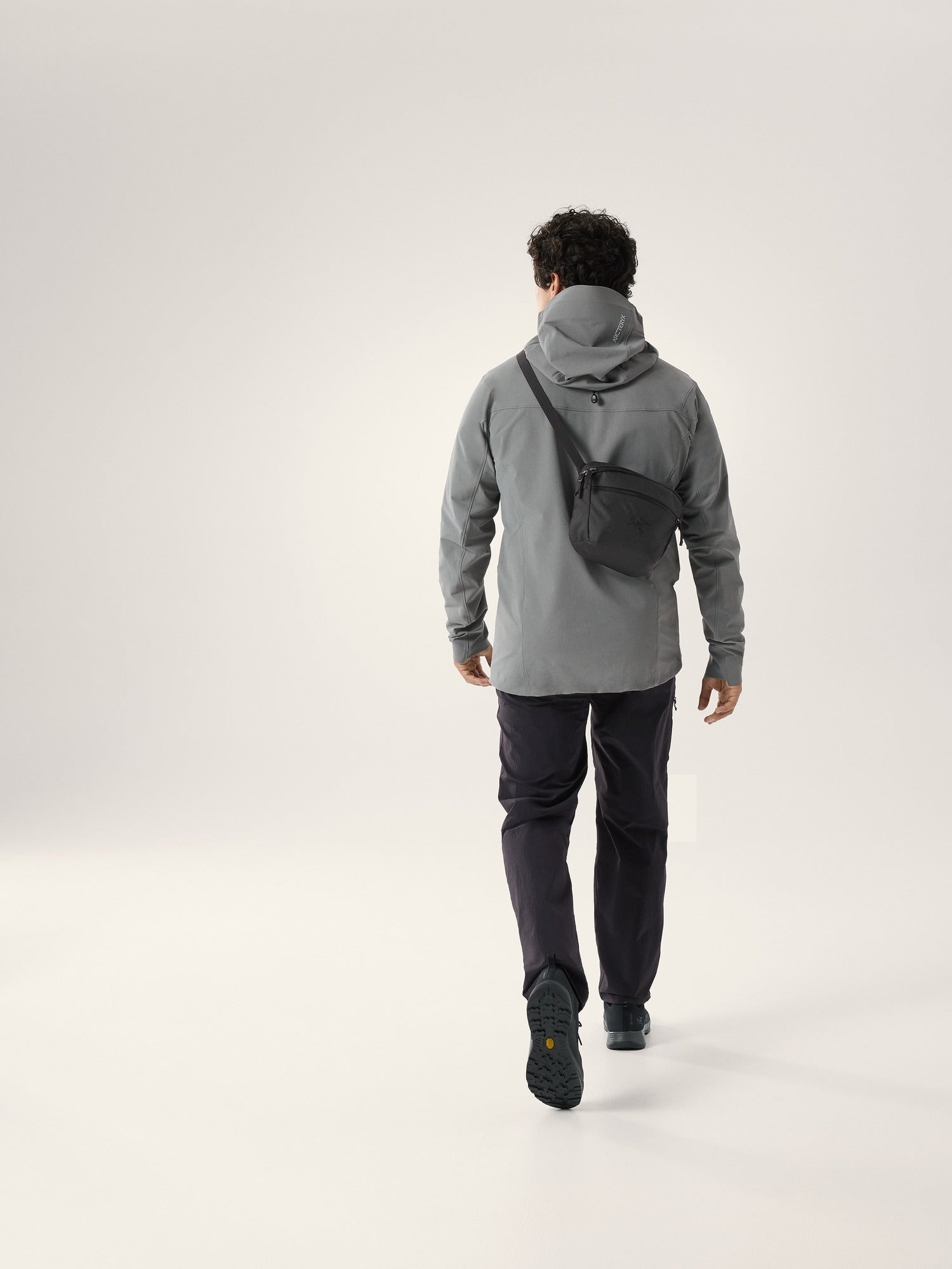 Mantis 2 Waistpack Black II - Arc'teryx Australia