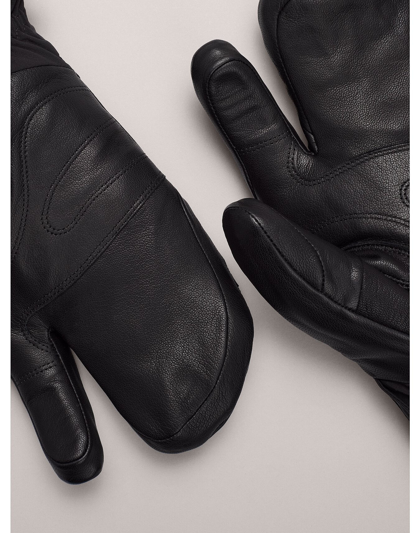 Sabre Index Mitt Black - Arc'teryx Australia