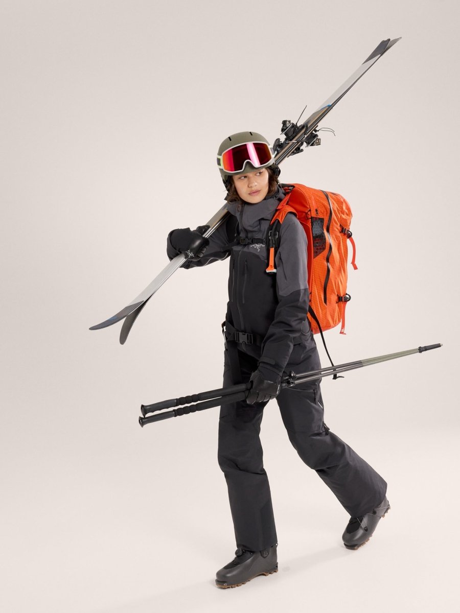 Rush Jacket Women's Graphite/Black - Arc'teryx Australia