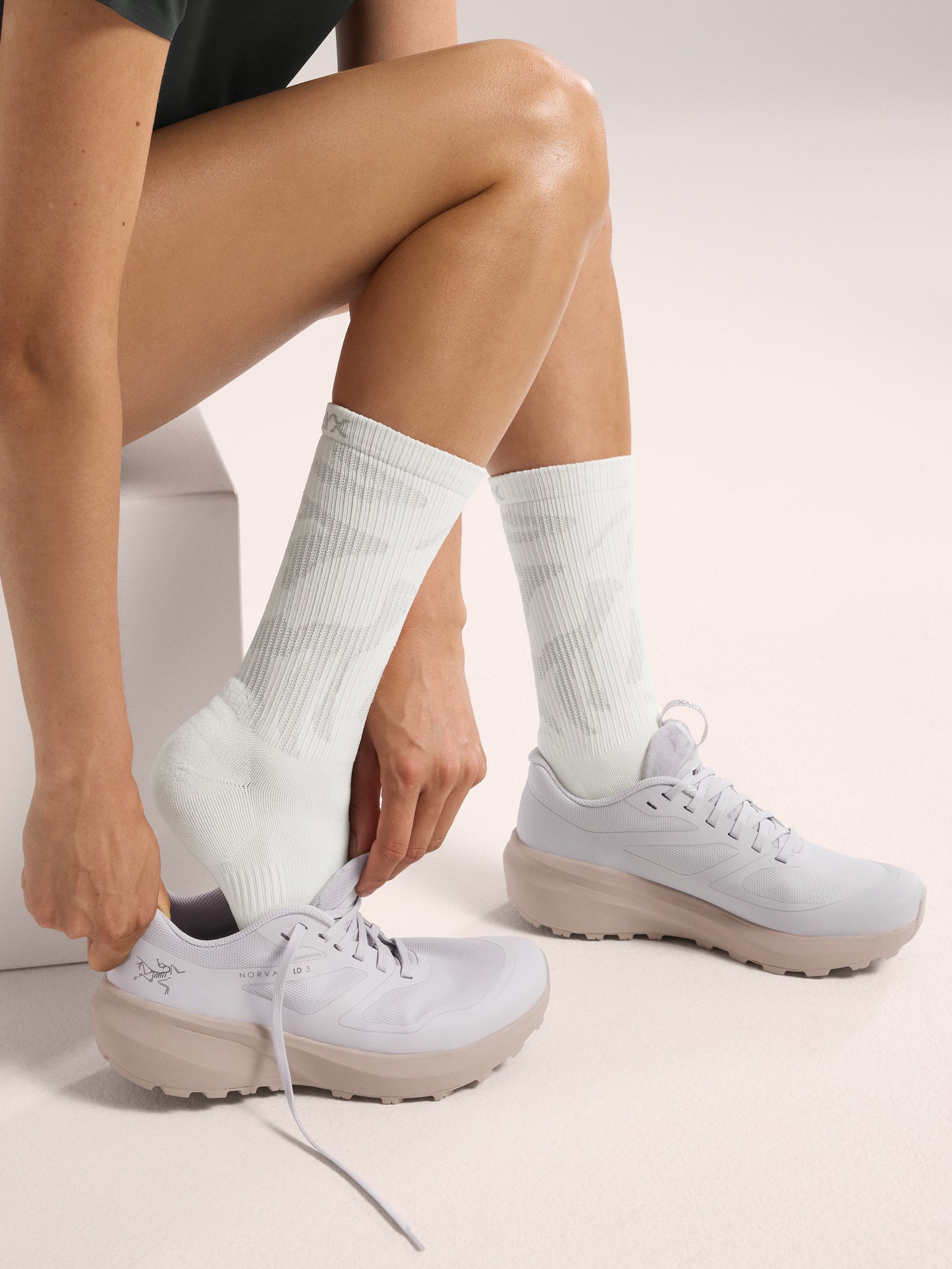 Synthetic Mid Grotto Sock