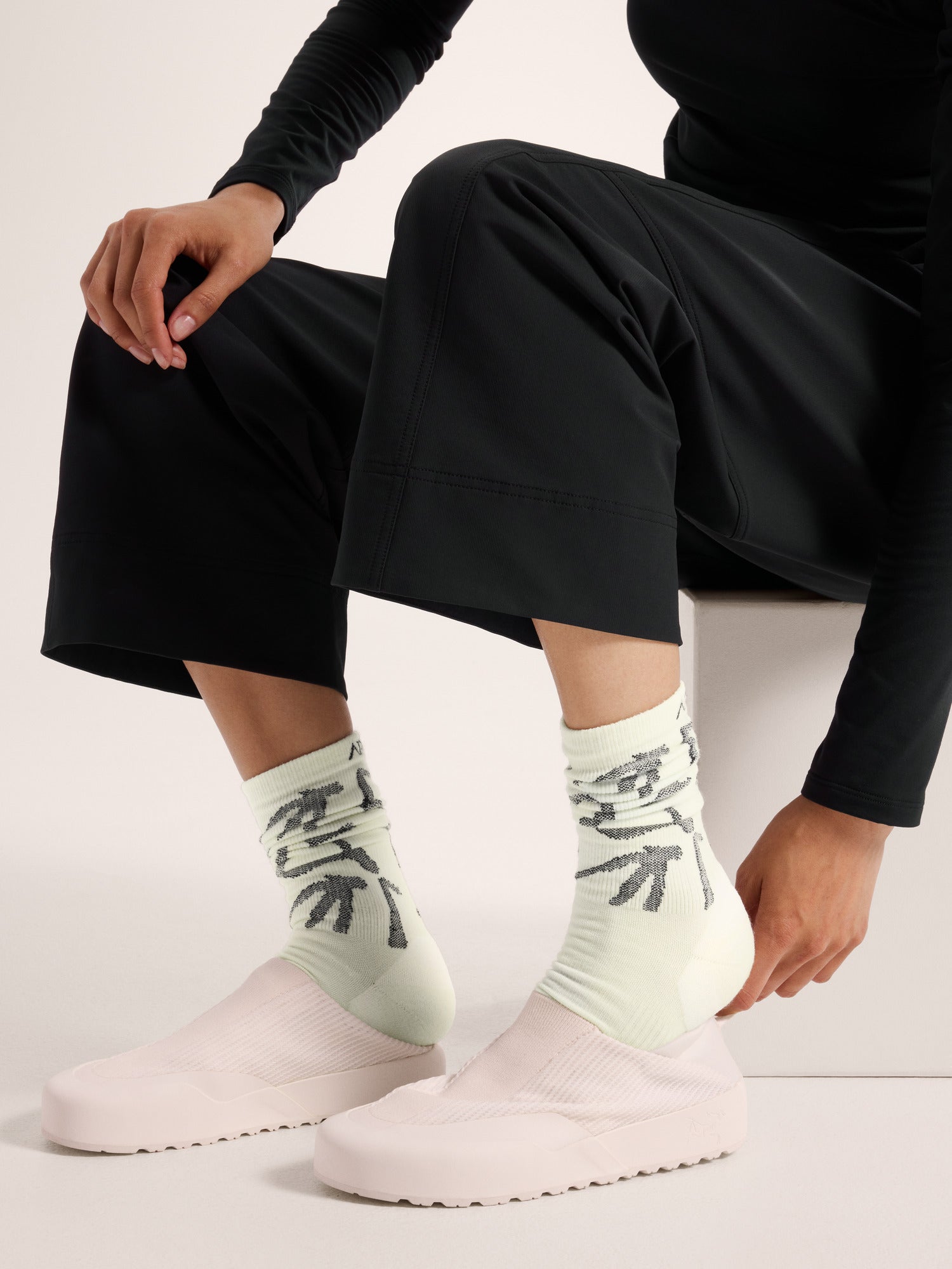 Merino Wool Grotto Mid Sock