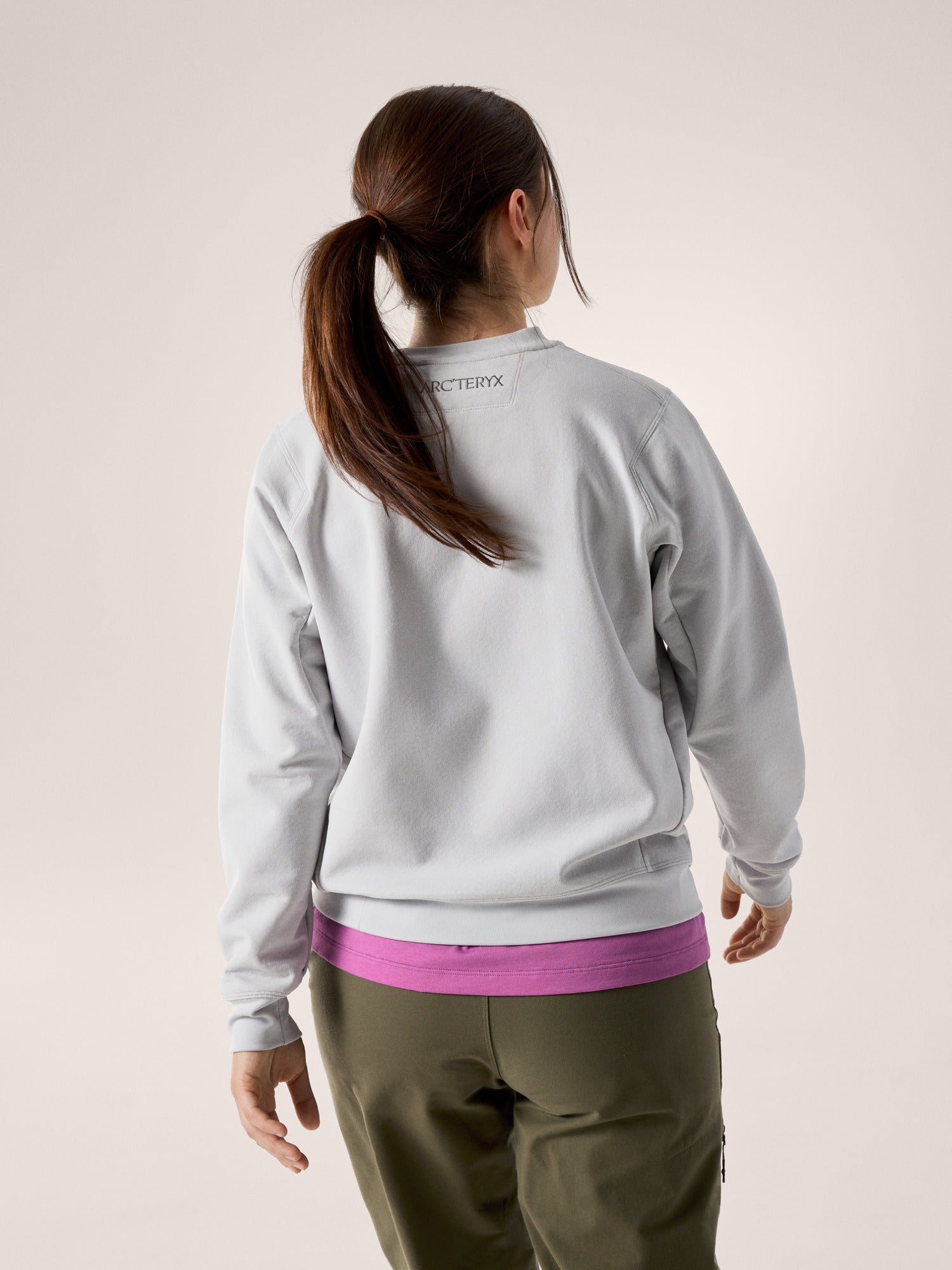 Aestas Crew Women's