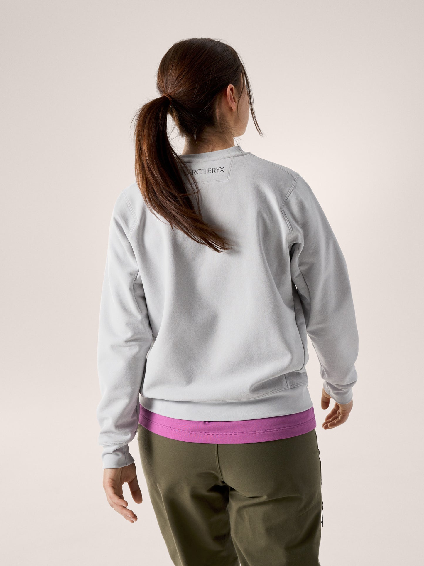 Aestas Crew Women's