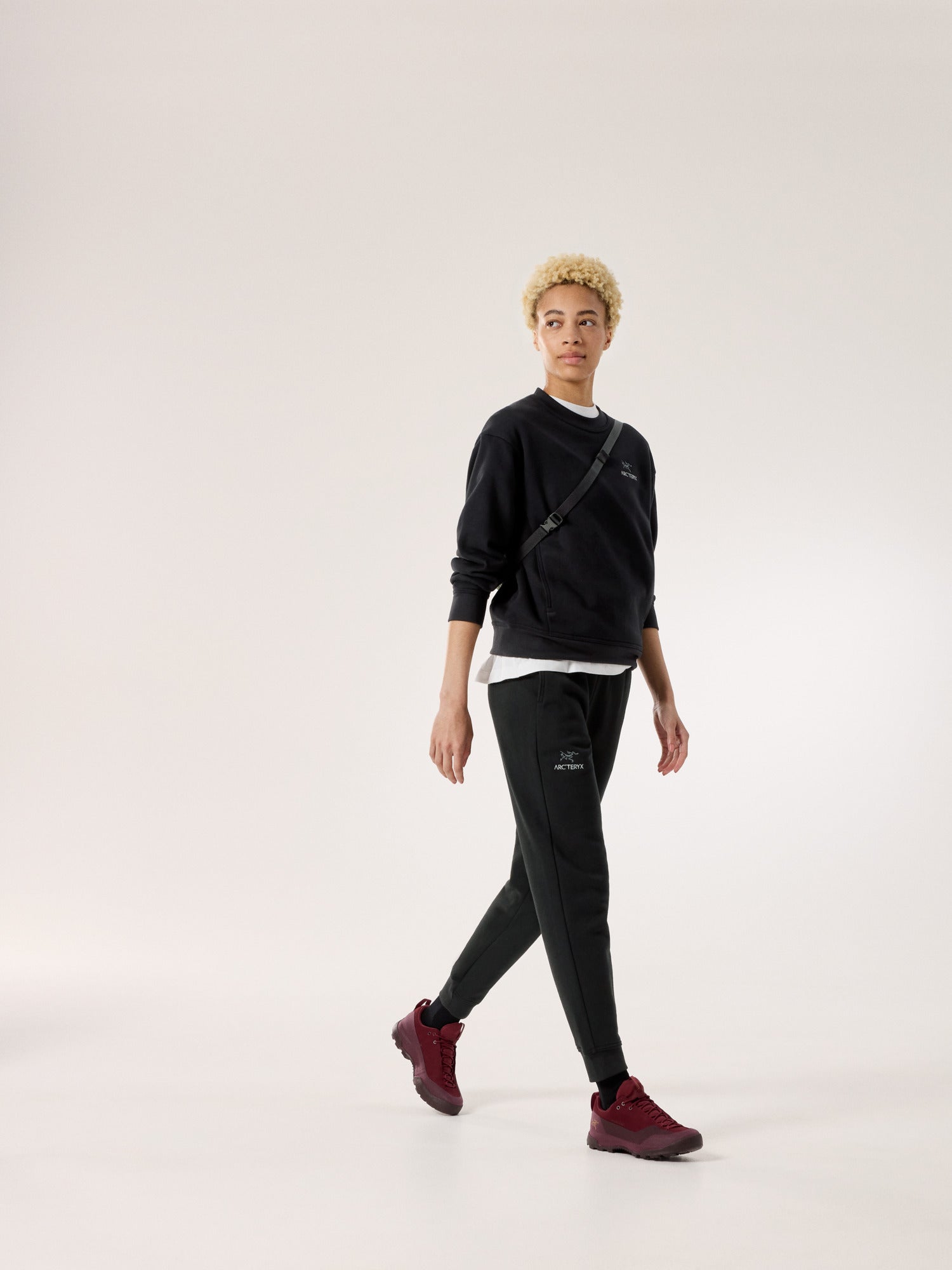 Emblem Fleece Crew Women's