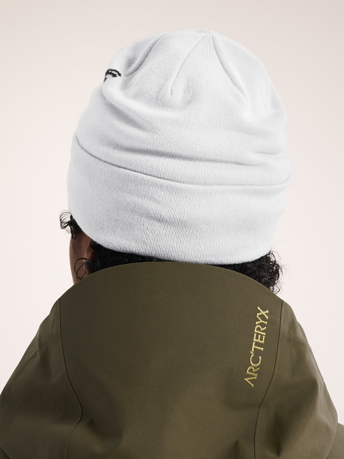 Arc'teryx Versatile Bird Word Toque White – Orca – Arc'teryx Australia