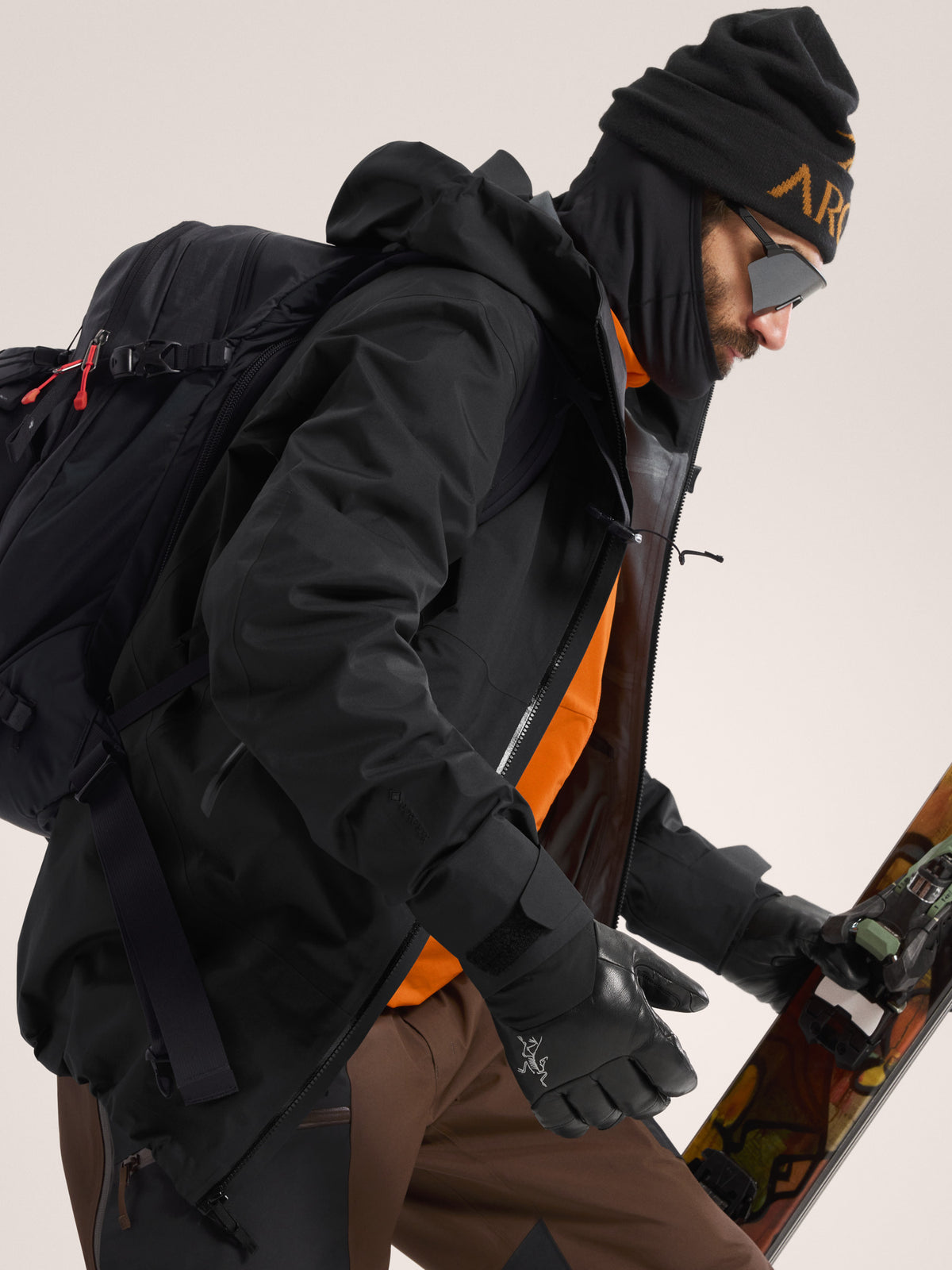 Arc'teryx Men's Waterproof Sabre Jacket Black – Black – Arc'teryx Australia