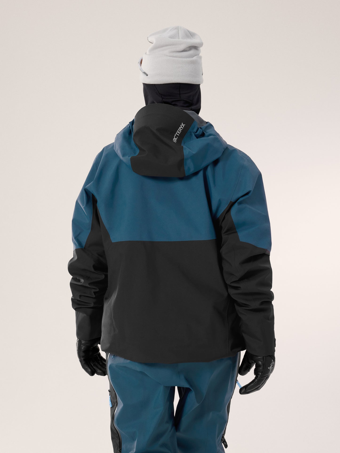 Sentinel Jacket Women's