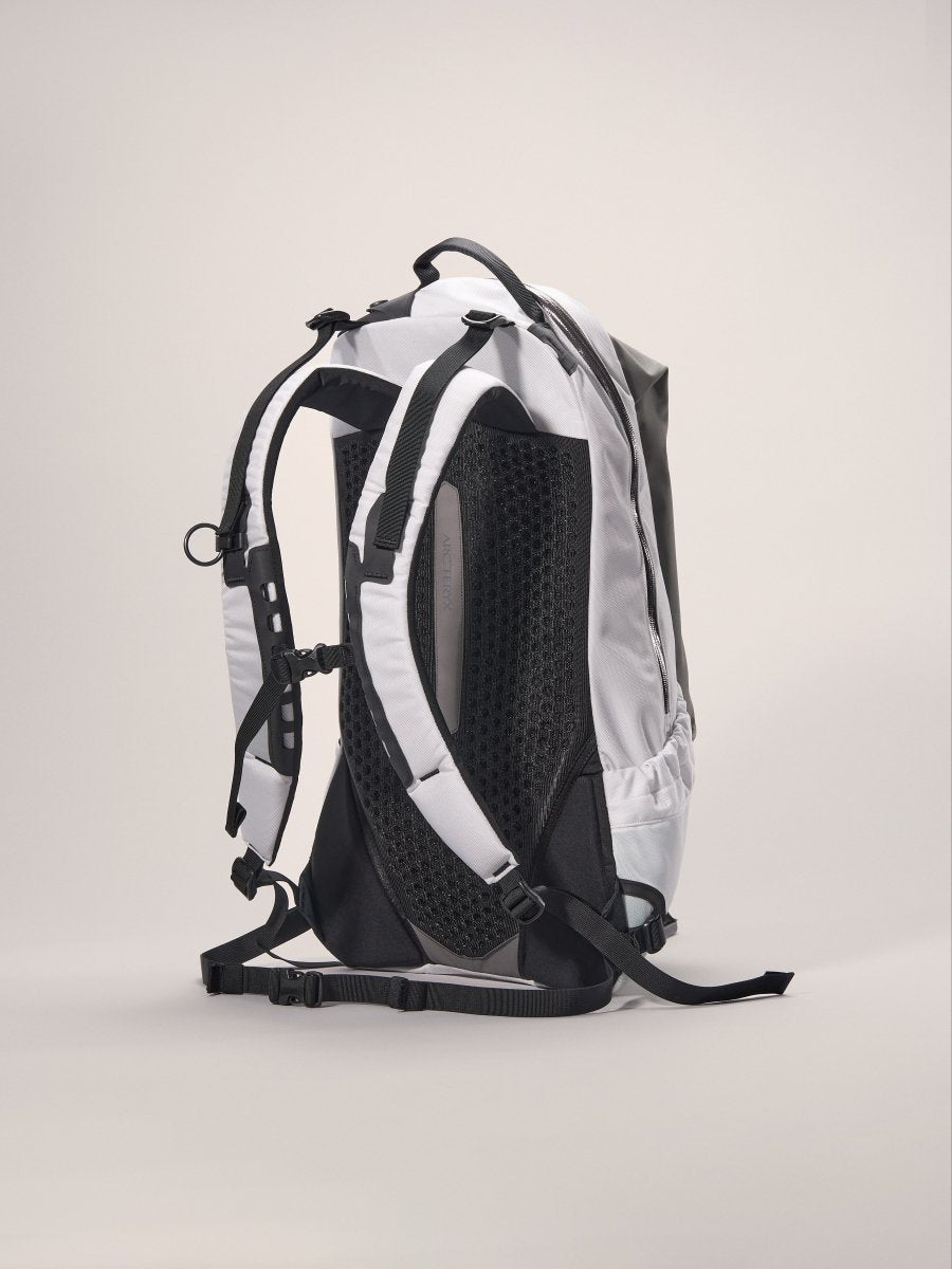 Arro 22 Backpack Atmos - Arc'teryx Australia