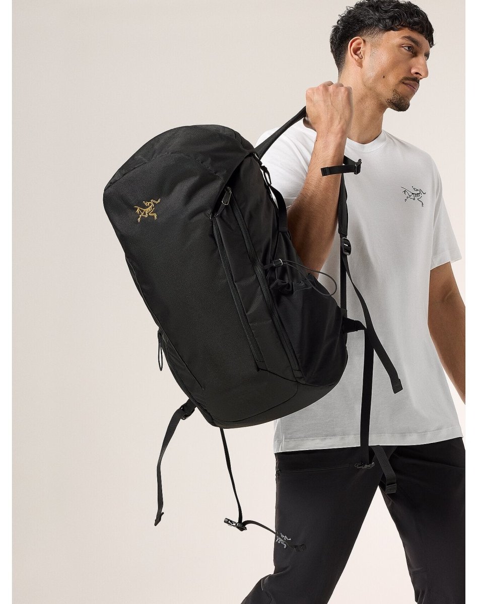 Mantis 30 Backpack Black - Arc'teryx Australia