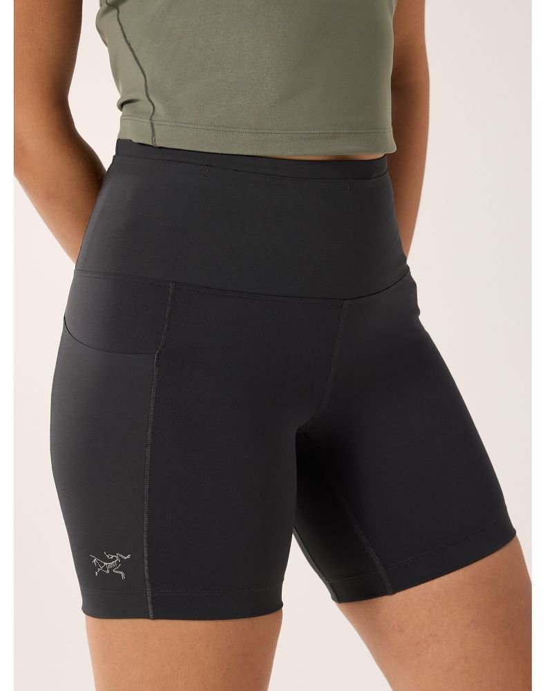 Essent High - Rise Utility Short 6