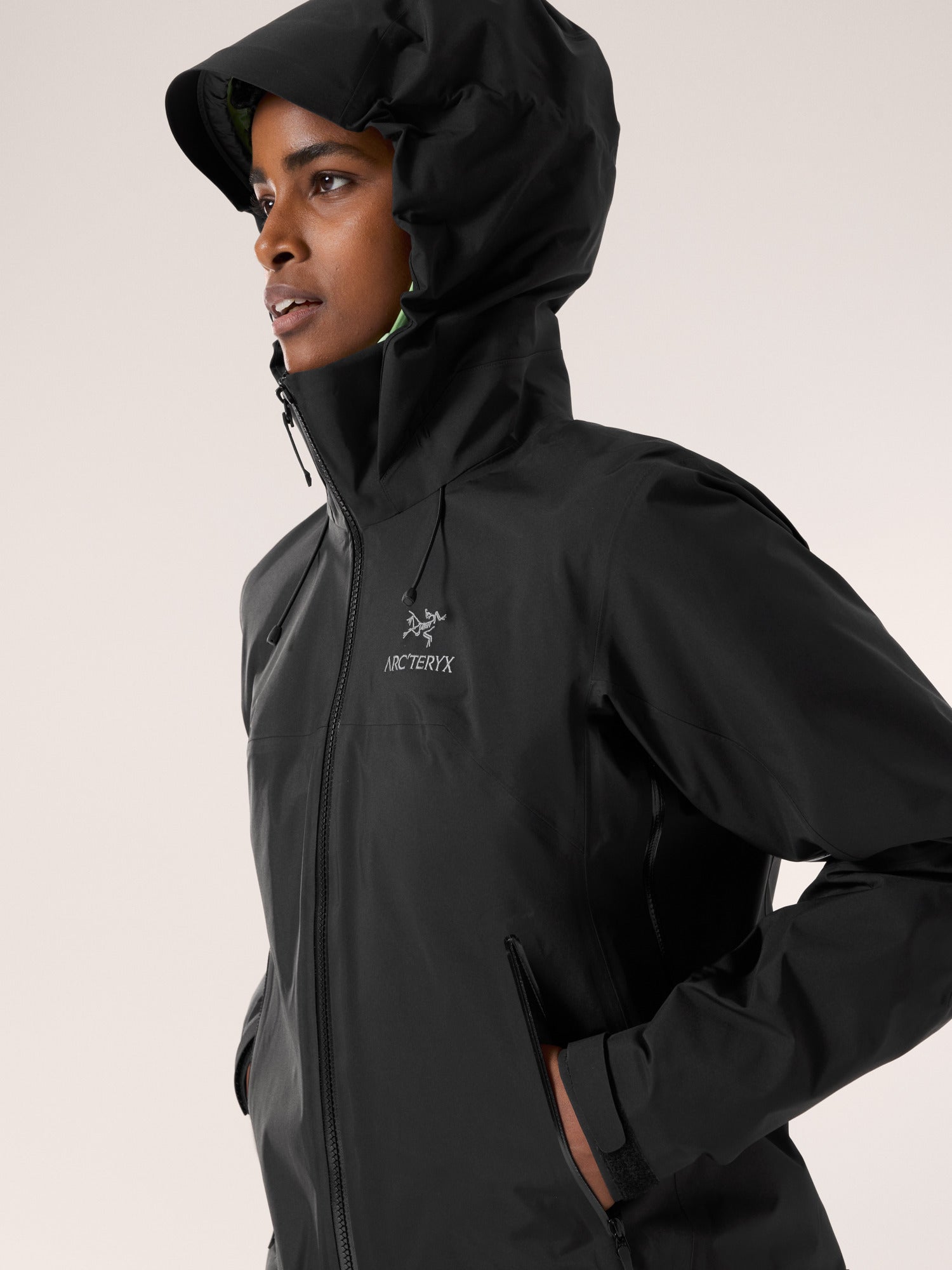 Beta AR Jacket Women's Black - Arc'teryx Australia