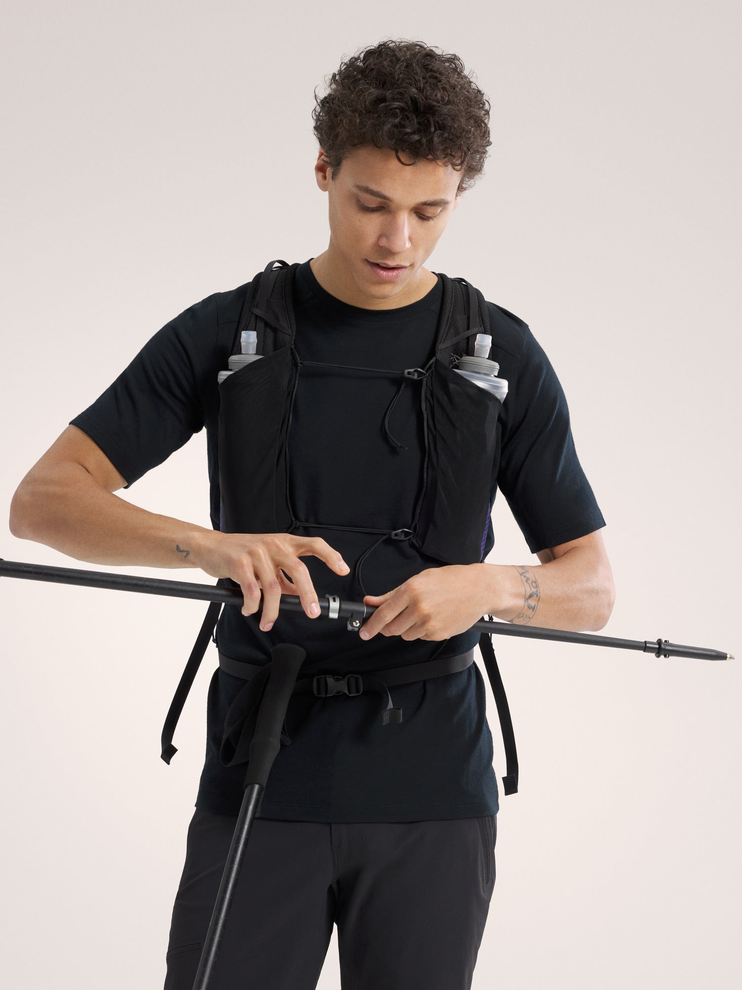 Ionia Merino Wool Shirt SS Men's Black - Arc'teryx Australia