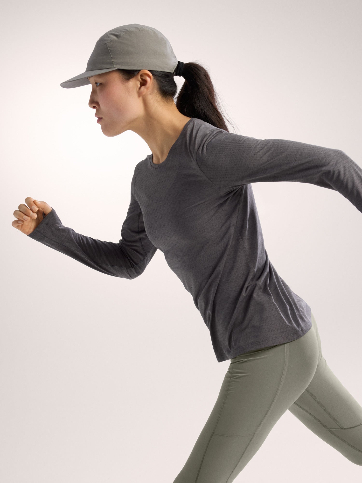 アークテリクス ARC'TERYX レディース クルーネック長袖Tシャツ TAEMA CREW LS ティーマ クルー ロングスリーブ X000006914 S25-X000006914-Taema-Crew-Neck
