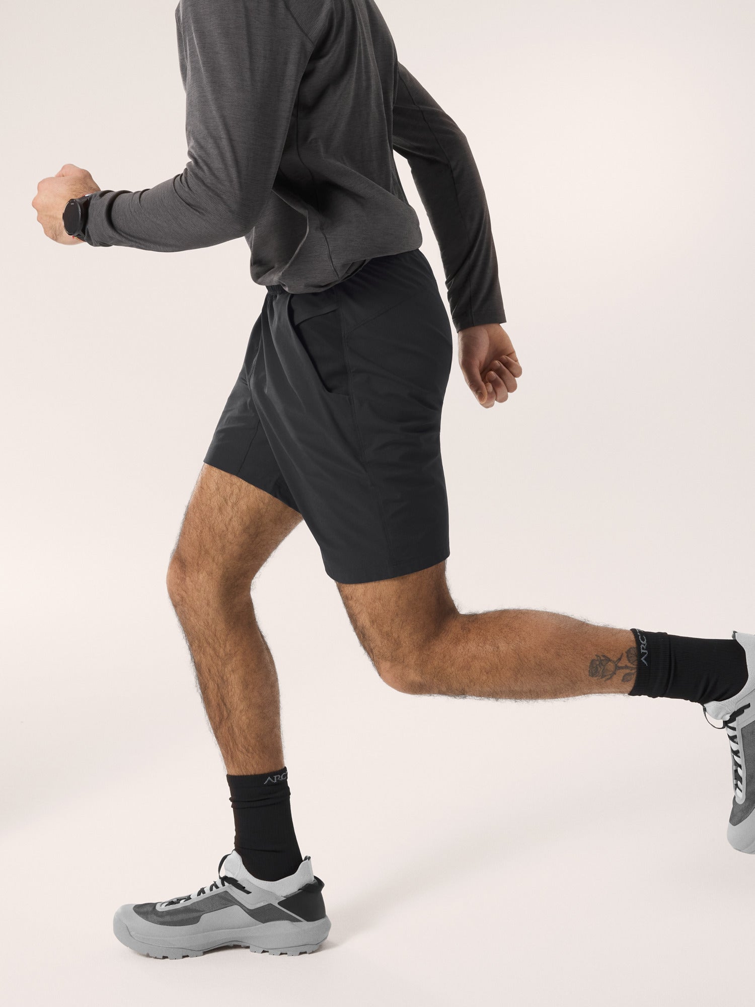 Incendo Short 9 Men's Black - Arc'teryx Australia