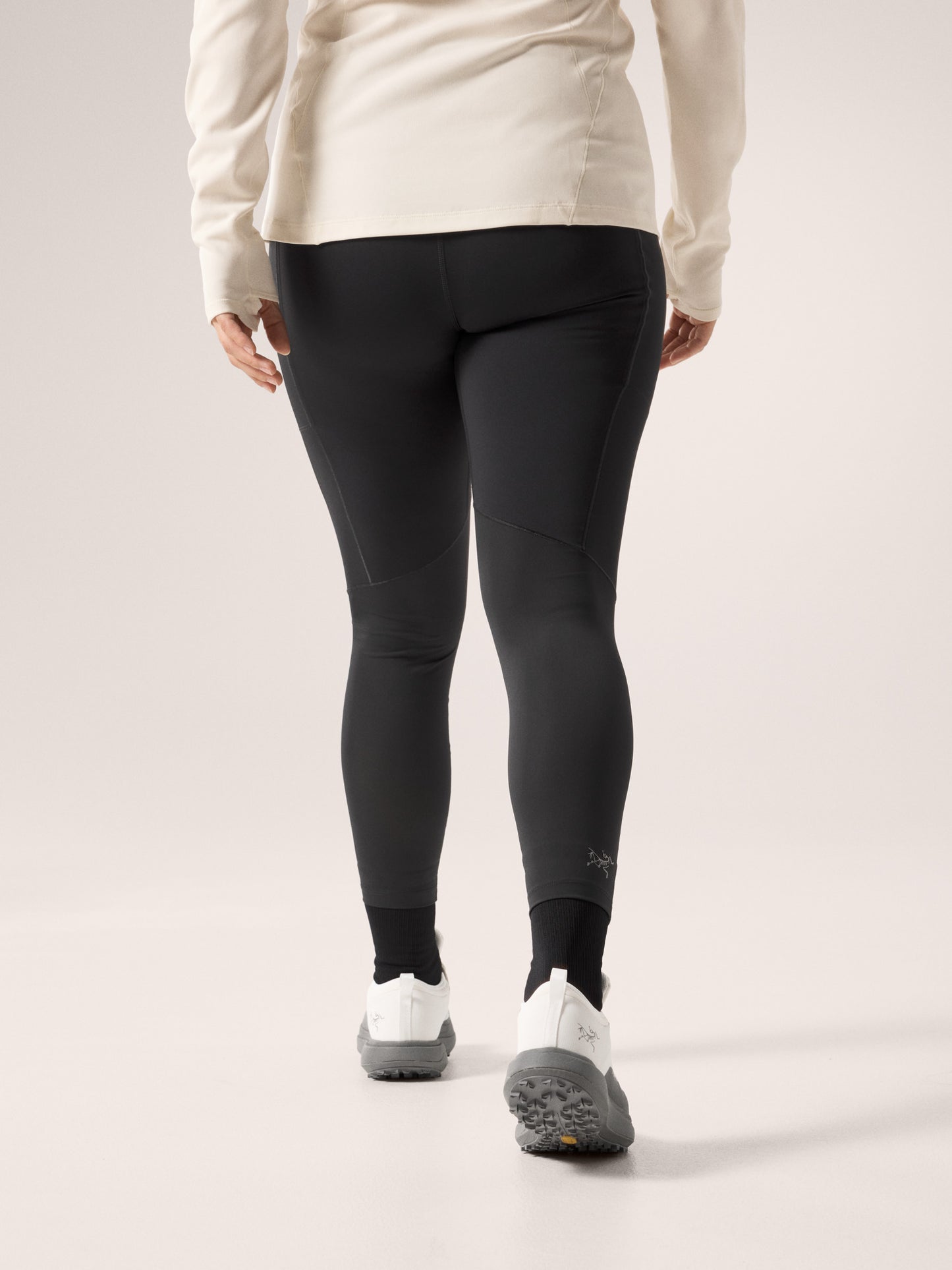 Essent High - Rise Utility Legging 26" Women's Black - Arc'teryx Australia