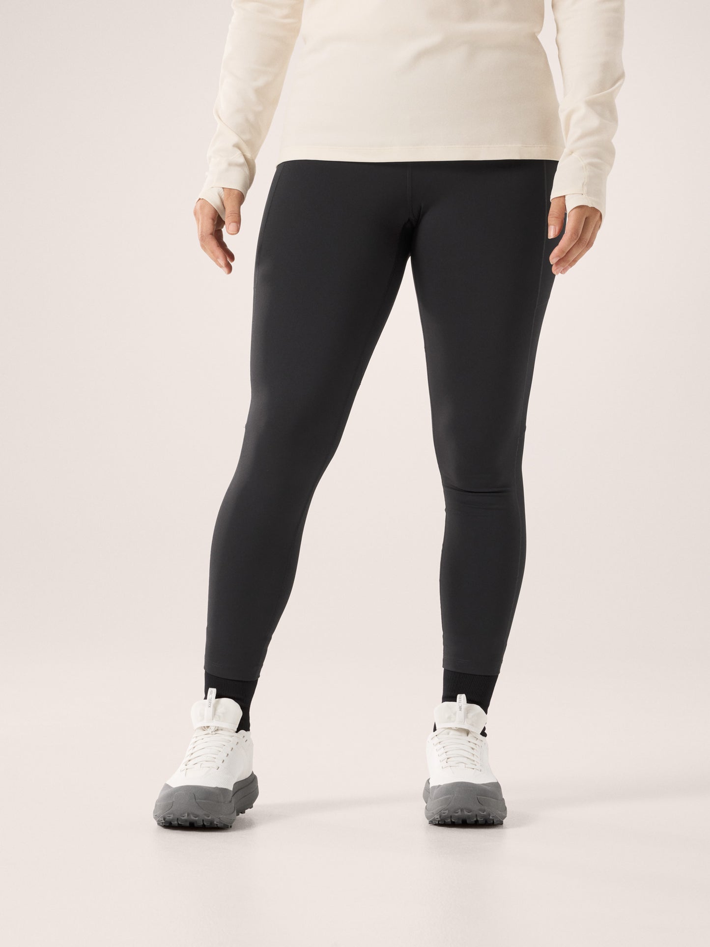 Essent High - Rise Utility Legging 26" Women's Black - Arc'teryx Australia