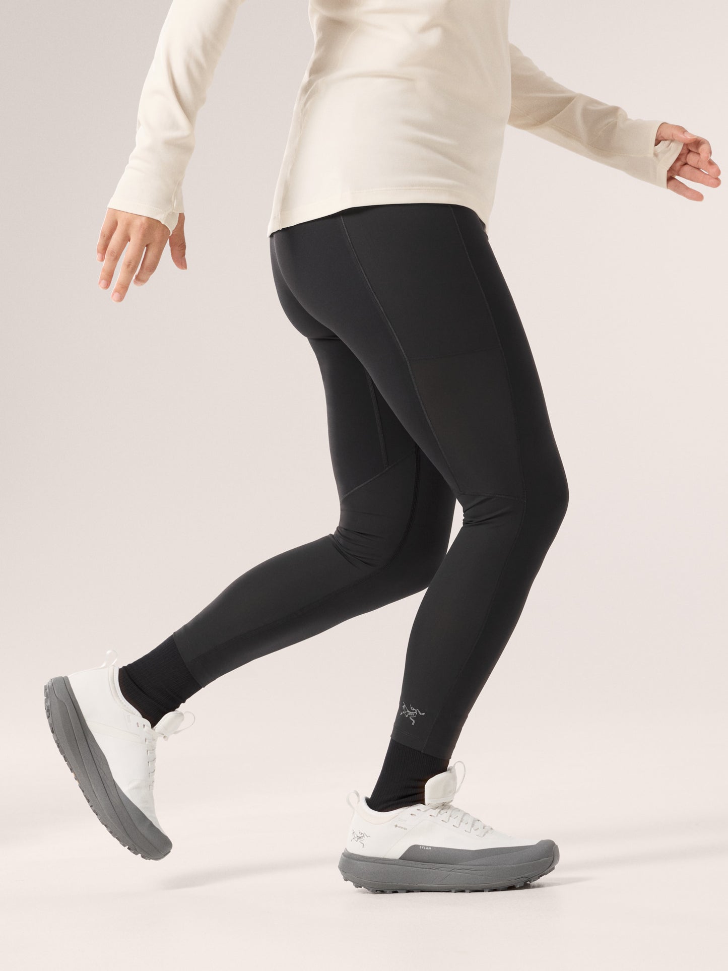 Essent High - Rise Utility Legging 26" Women's Black - Arc'teryx Australia