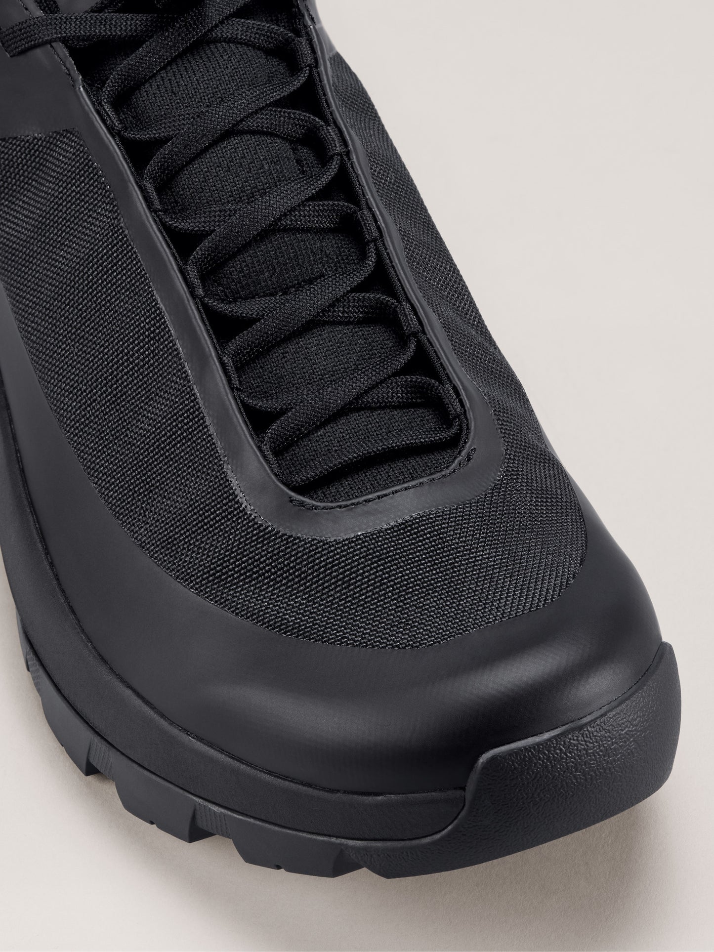 Vertex Alpine Shoe Men's Black/Black - Arc'teryx Australia