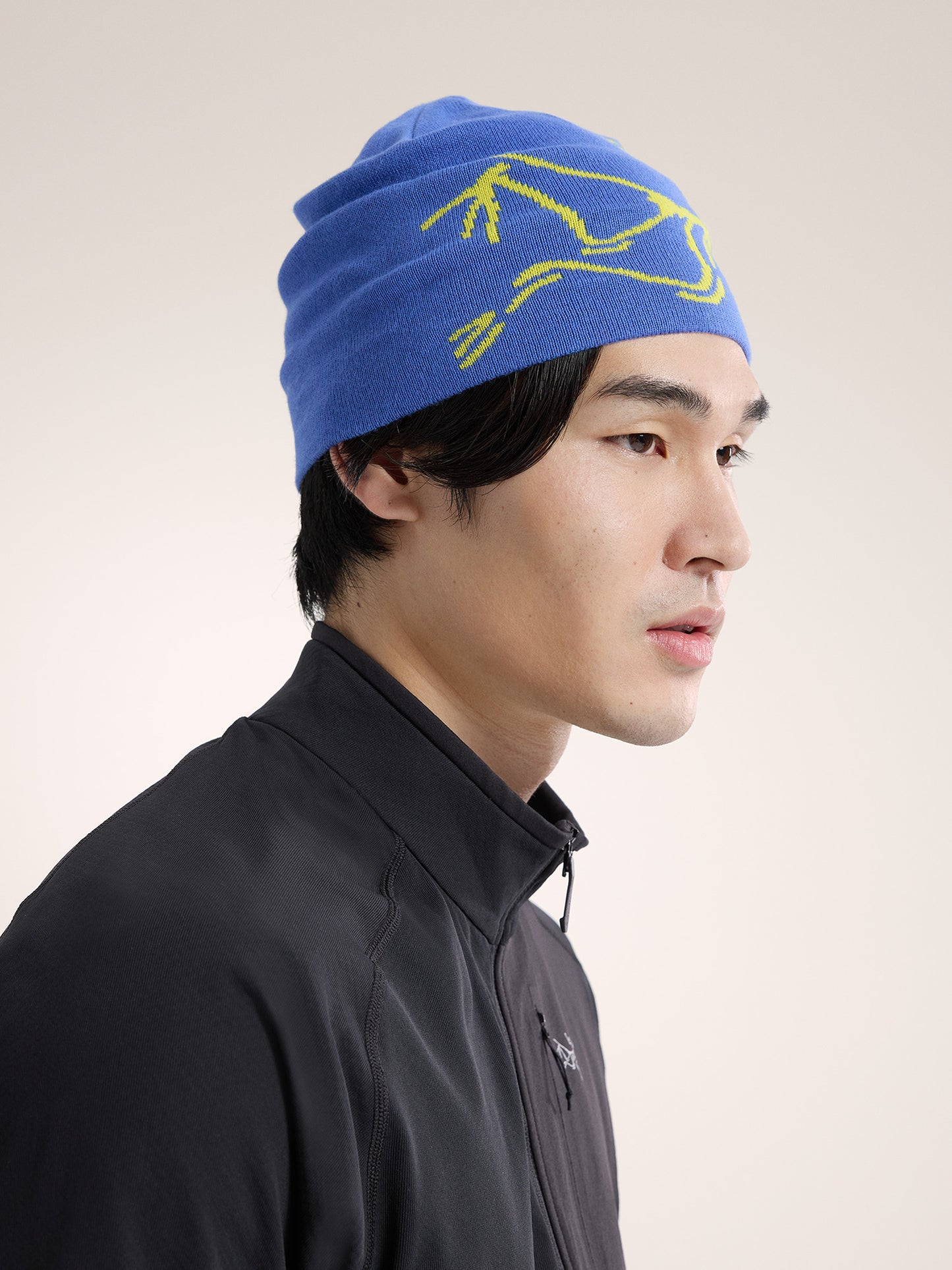 Lightweight Bird Head Toque
