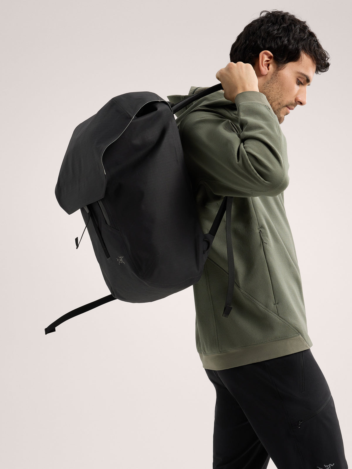 Arc'teryx Weather resistant Granville 25 Backpack Black – Black – Arc ...