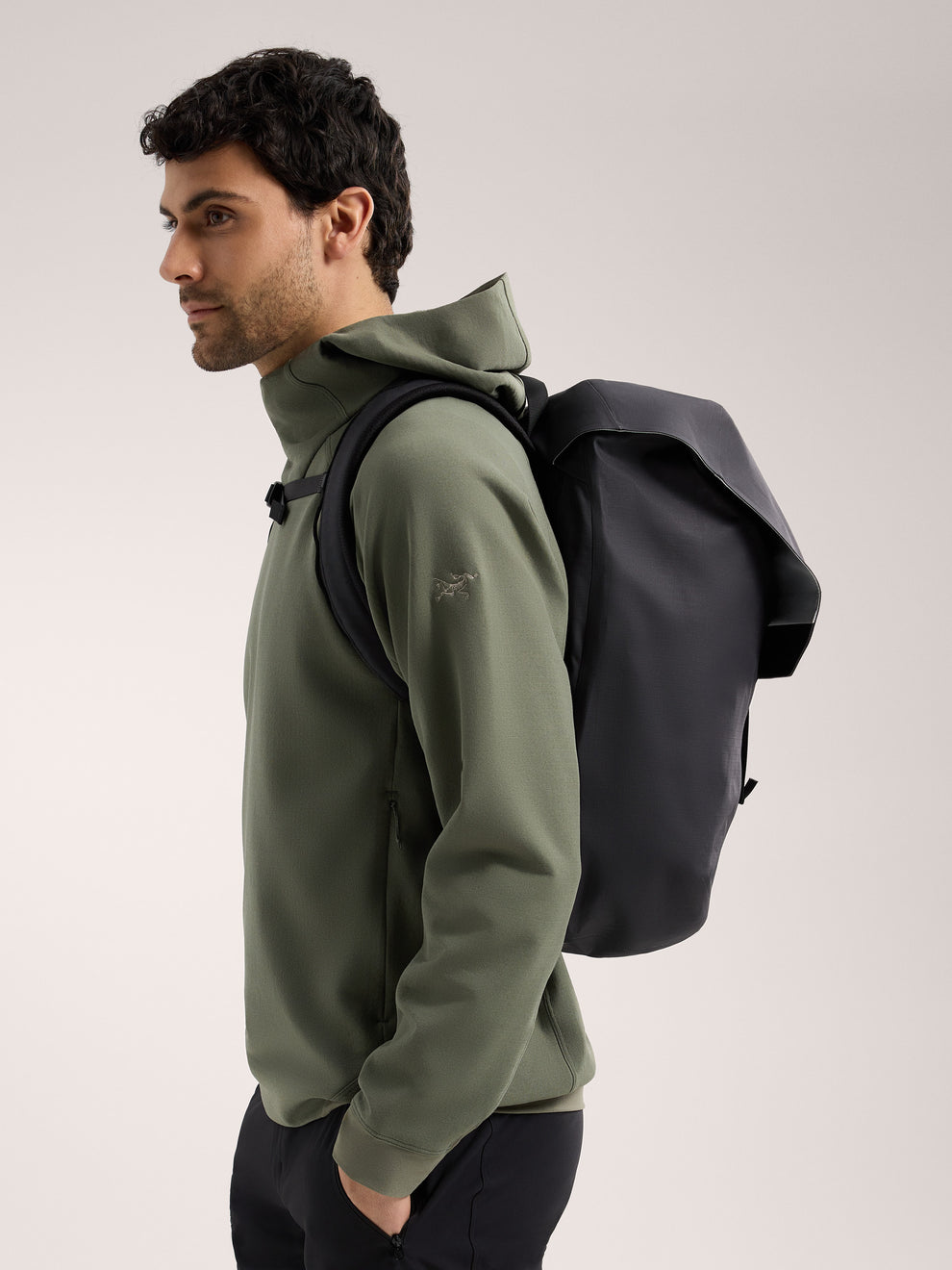 Arc'teryx Weather resistant Granville 25 Backpack Black – Black – Arc ...