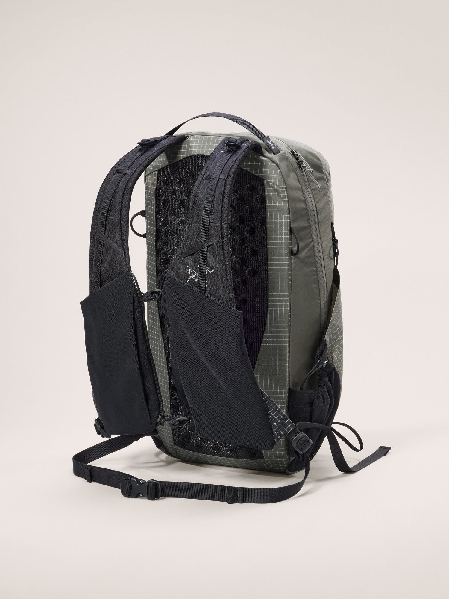Aerios 18 Backpack
