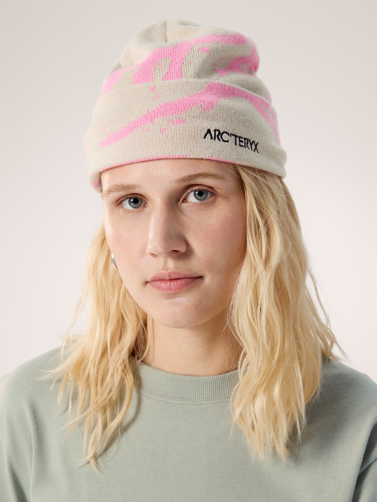 Grotto Toque