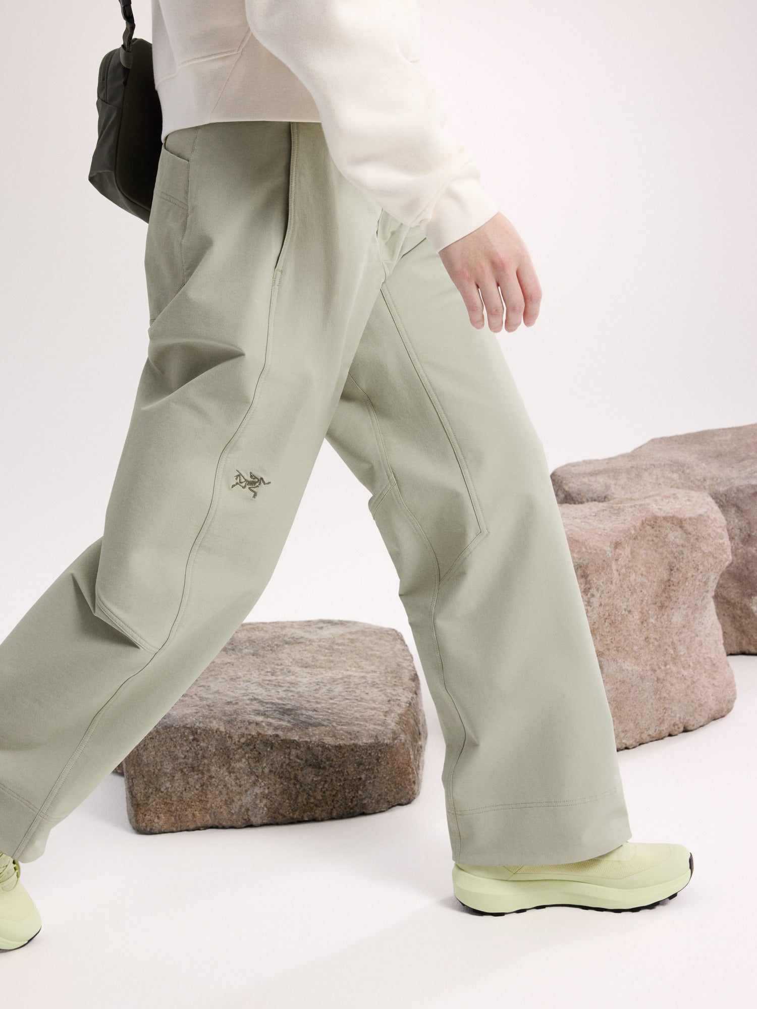 Nia Pant Women's