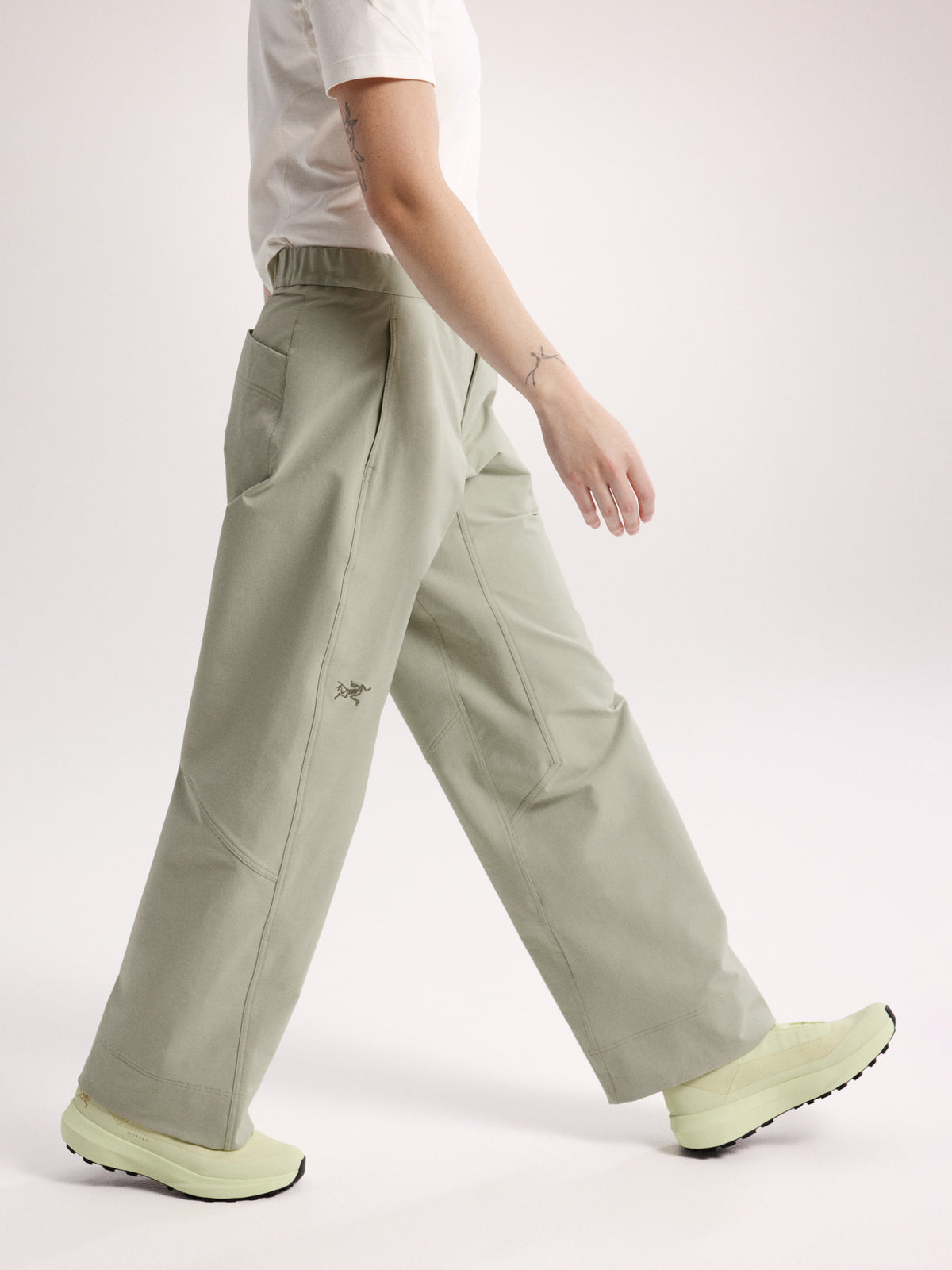 Nia Pant Women's