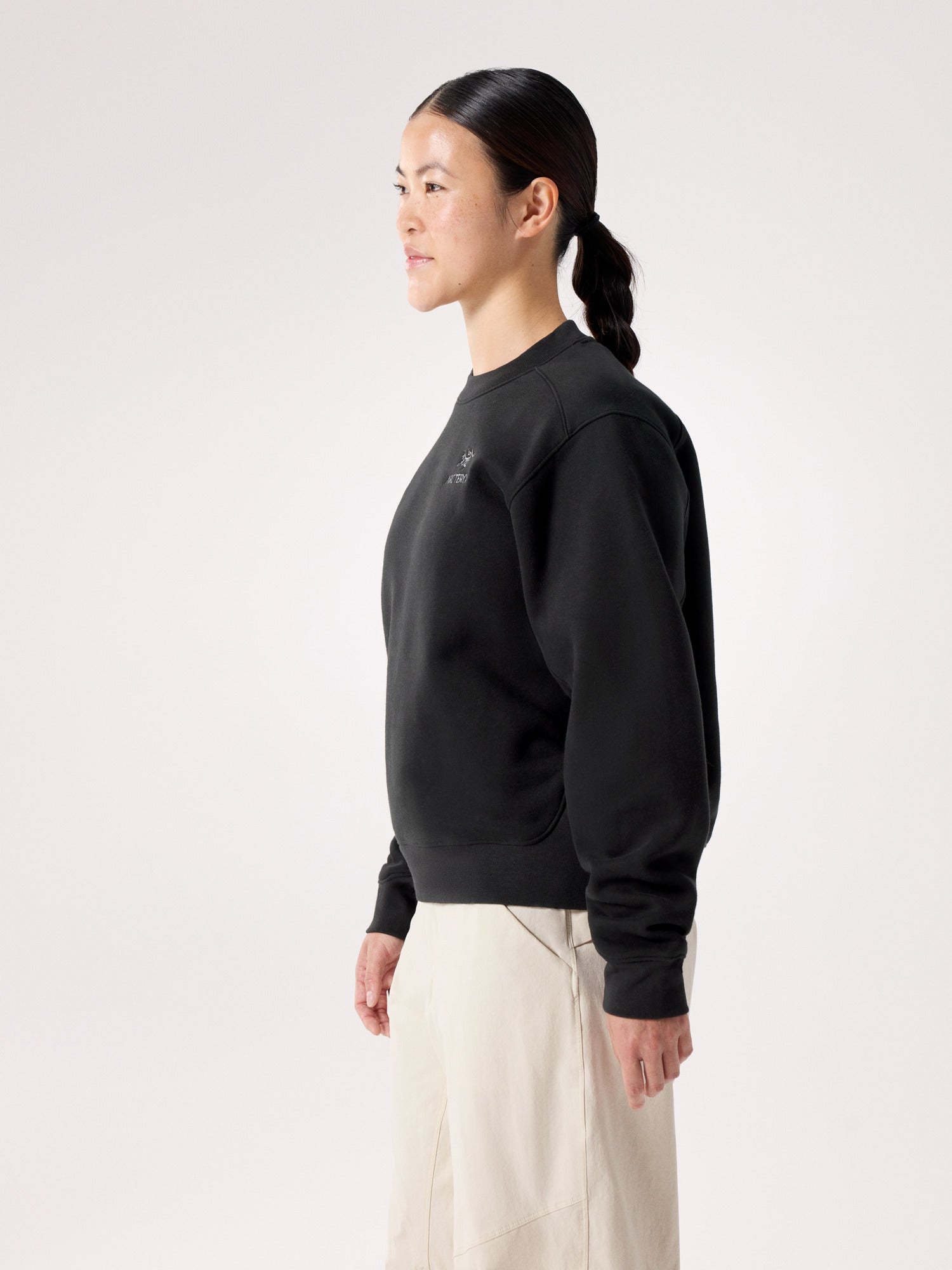 Emblem Fleece Crew Women's