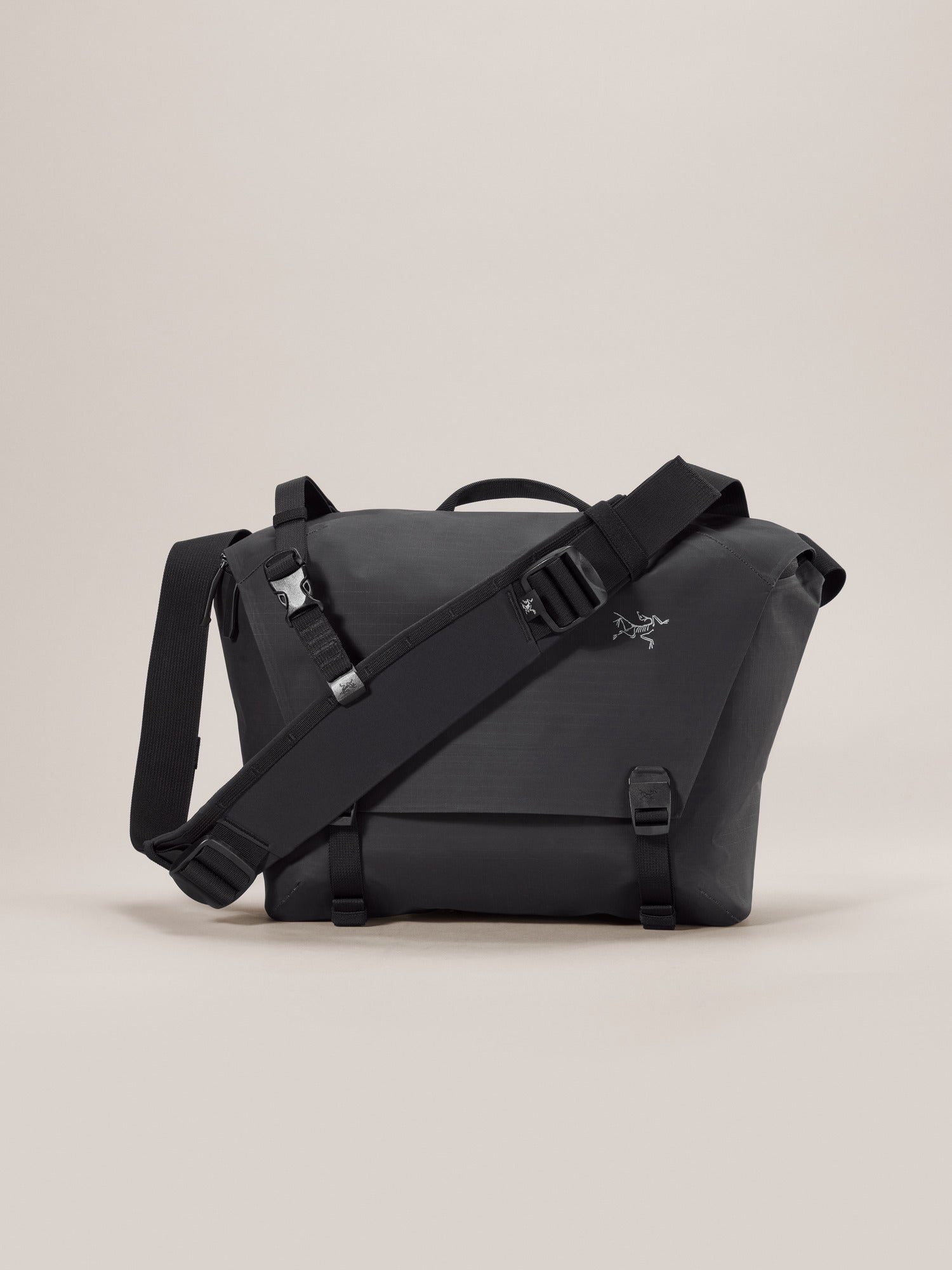 Granville 10 Courier Bag