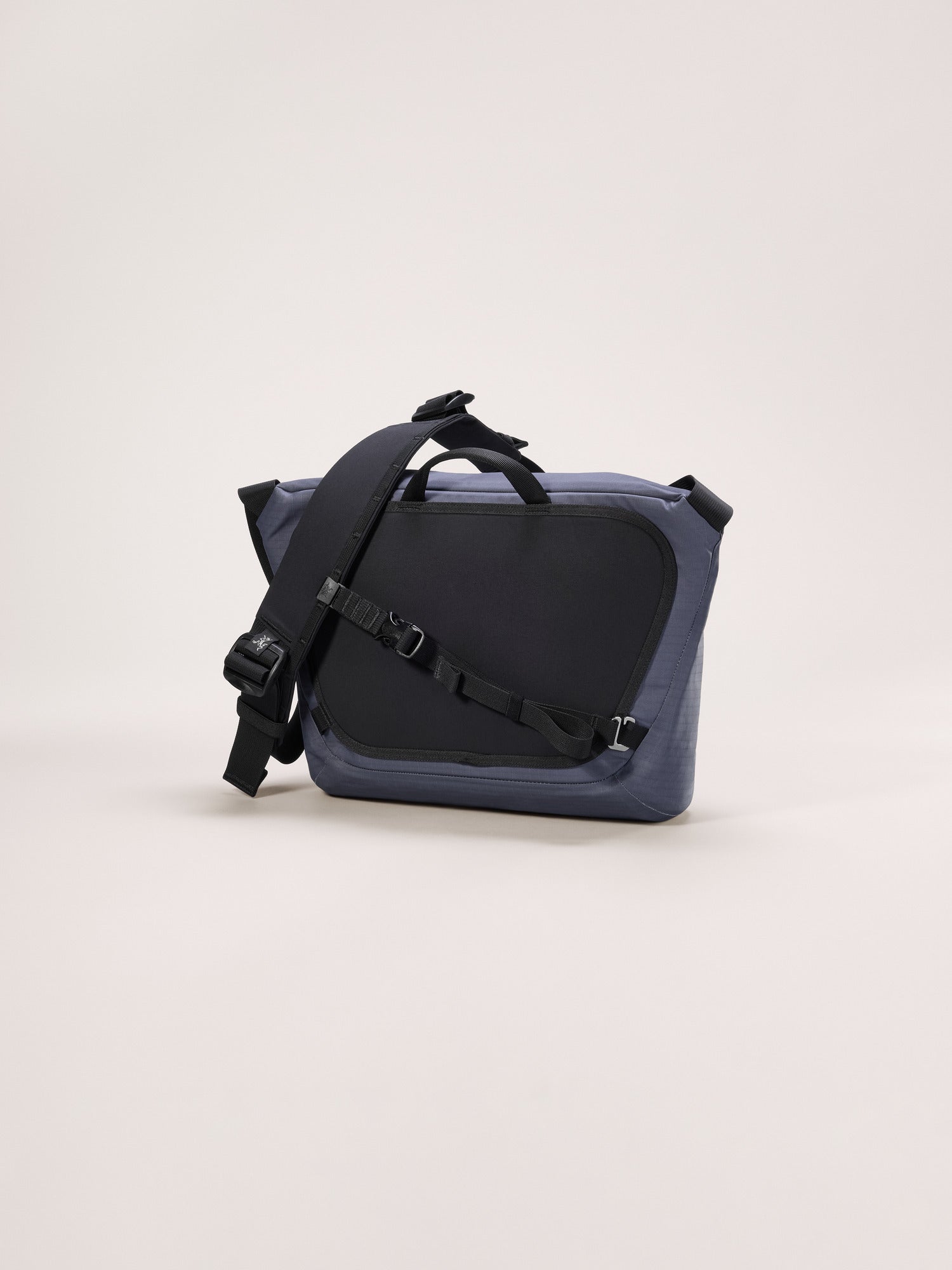 Granville 10 Courier Bag