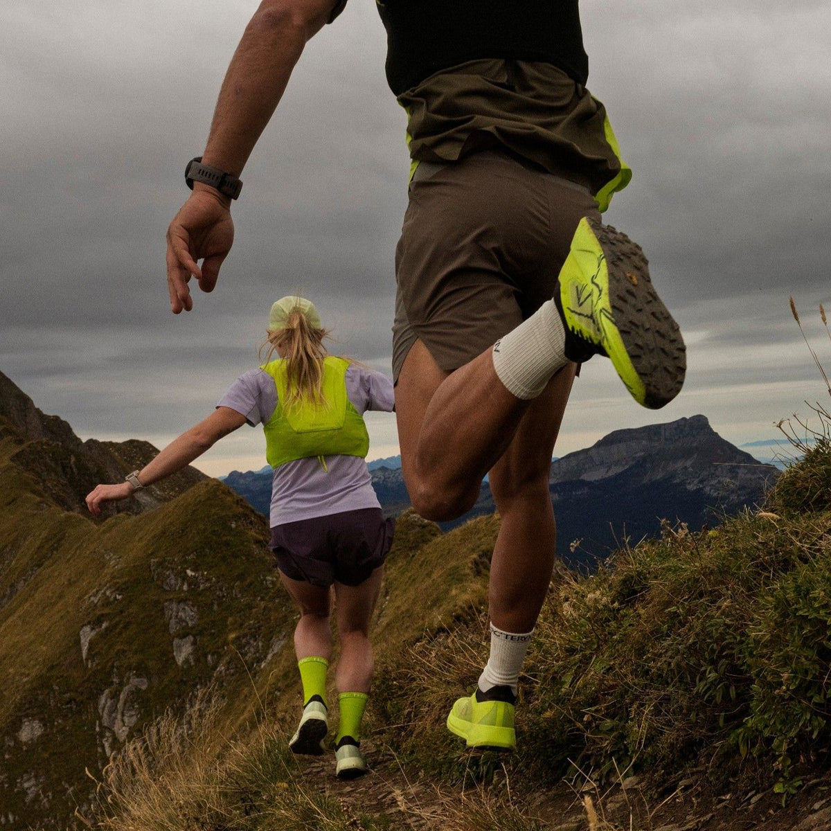 SS26_MtnRun-Sylan2_FootwearLandingPage-Mobile_HeroBanner-768x1280x2.jpg__PID:248f84cd-c1c8-4e95-b63e-d42883e096d0