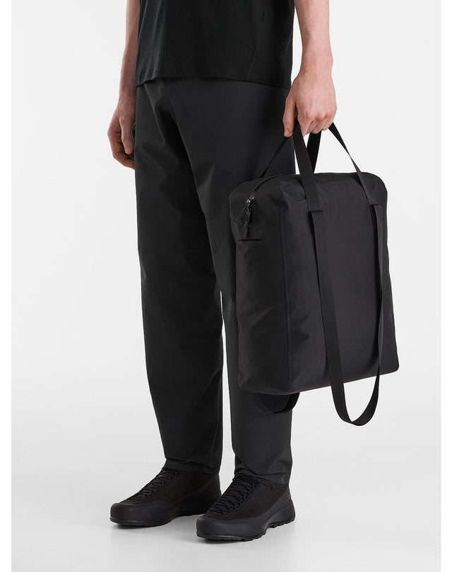 ARC'TERYX VEILANCE Seque Tote バッグ