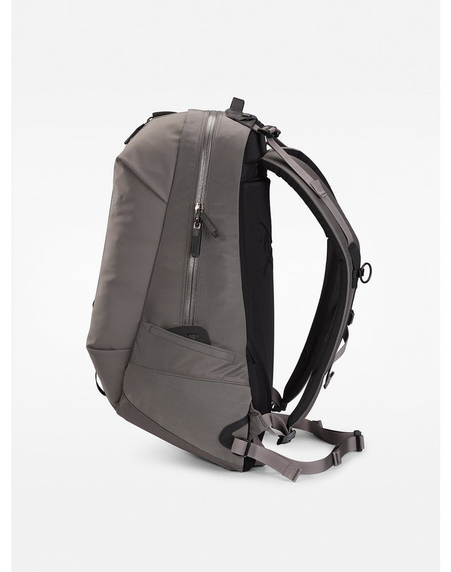 ARC’TERYX × BEAMS Bespoke Arro 22 Backpack GREY Mens Nylon High  functionality